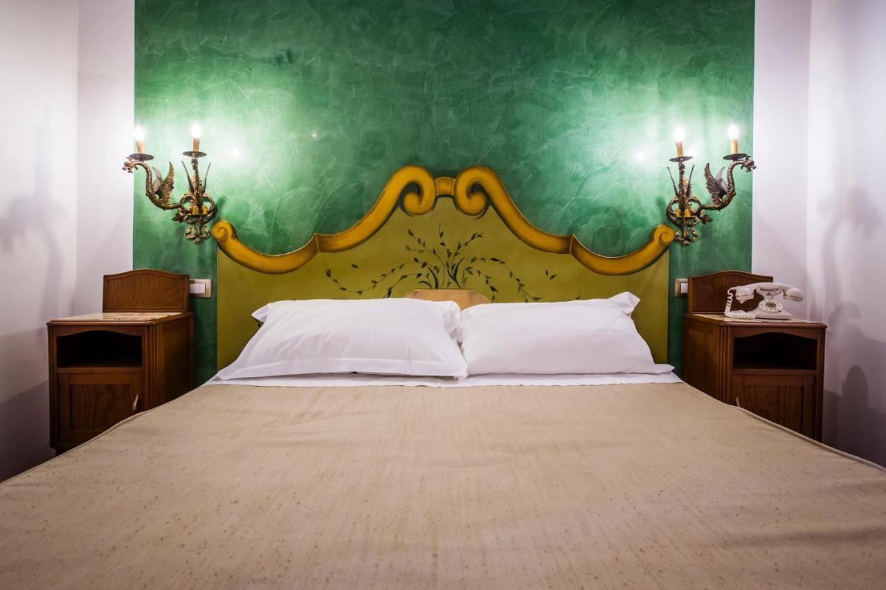Bed and Breakfast Palazzo Giunta - Porta Marina Ortigia Syracuse Exterior foto