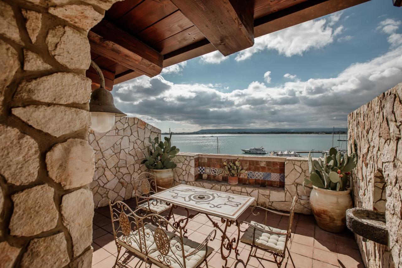Bed and Breakfast Palazzo Giunta - Porta Marina Ortigia Syracuse Exterior foto