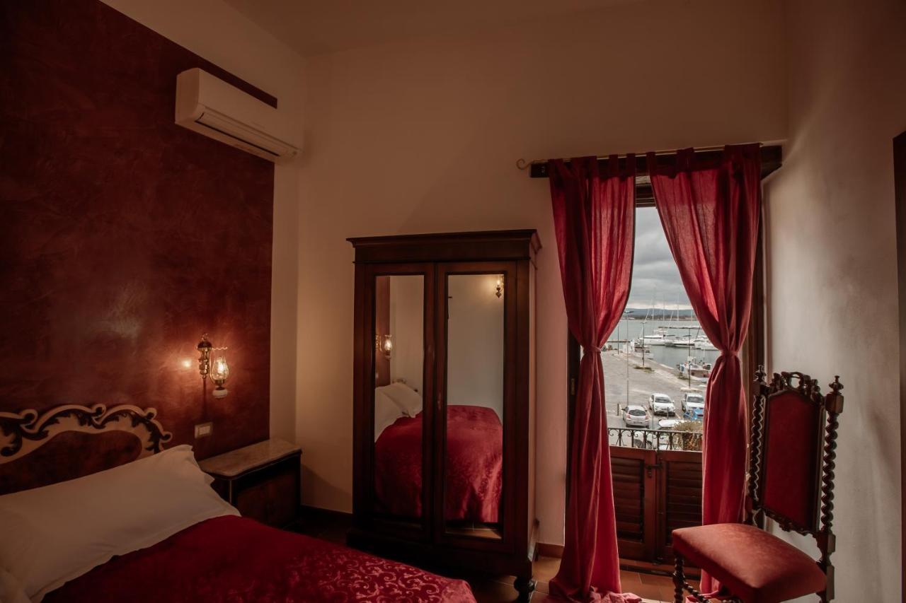 Bed and Breakfast Palazzo Giunta - Porta Marina Ortigia Syracuse Exterior foto