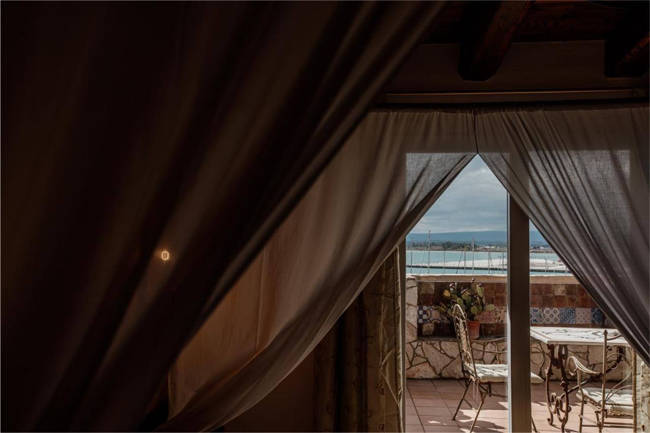 Bed and Breakfast Palazzo Giunta - Porta Marina Ortigia Syracuse Exterior foto