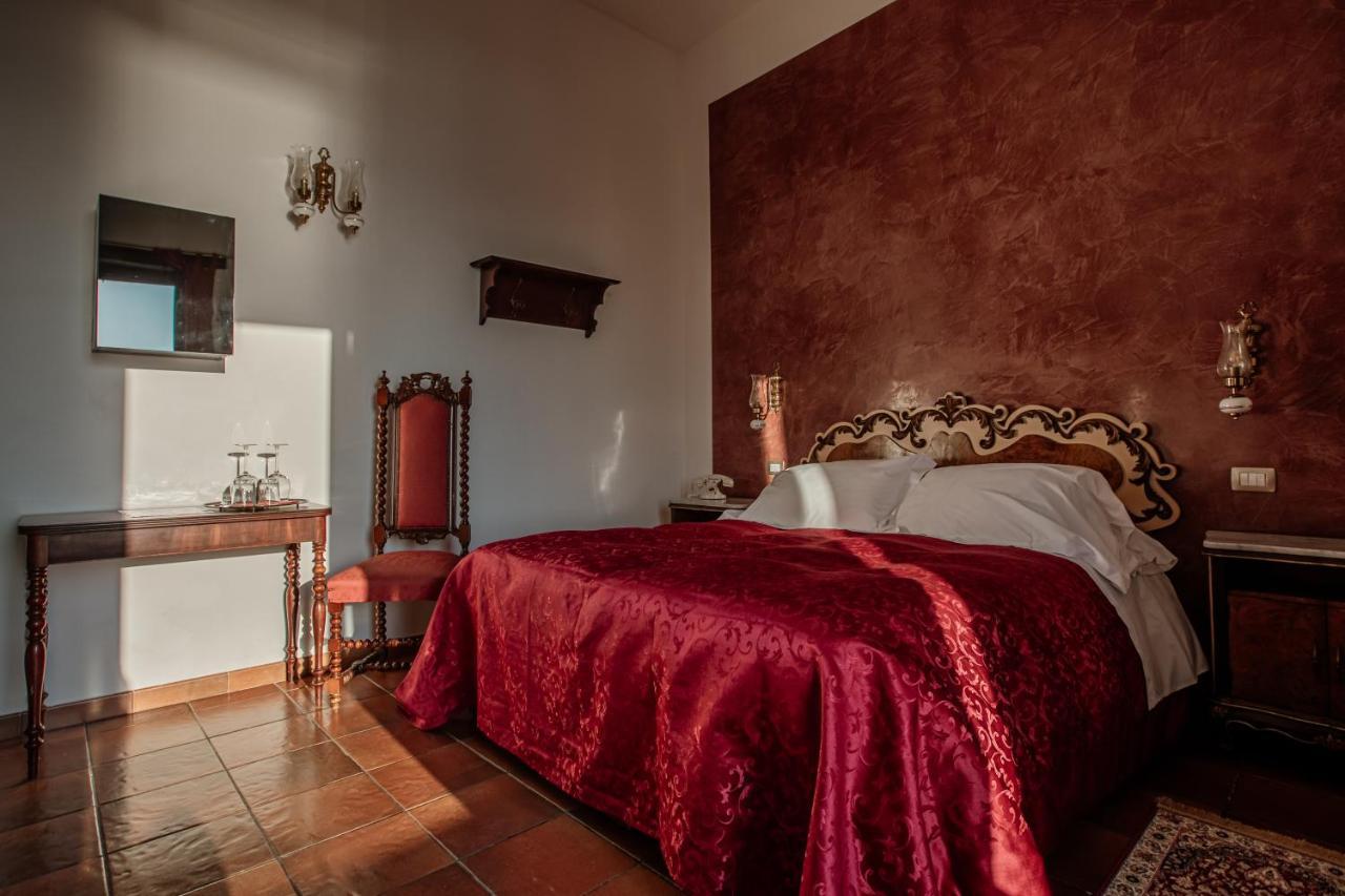 Bed and Breakfast Palazzo Giunta - Porta Marina Ortigia Syracuse Exterior foto