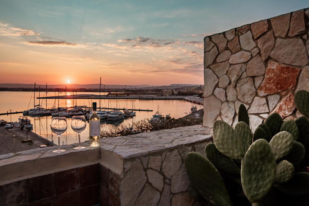 Bed and Breakfast Palazzo Giunta - Porta Marina Ortigia Syracuse Exterior foto