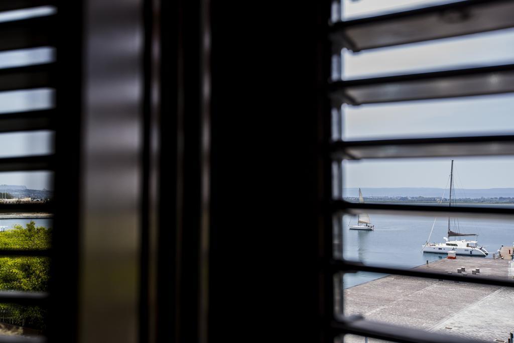 Bed and Breakfast Palazzo Giunta - Porta Marina Ortigia Syracuse Exterior foto